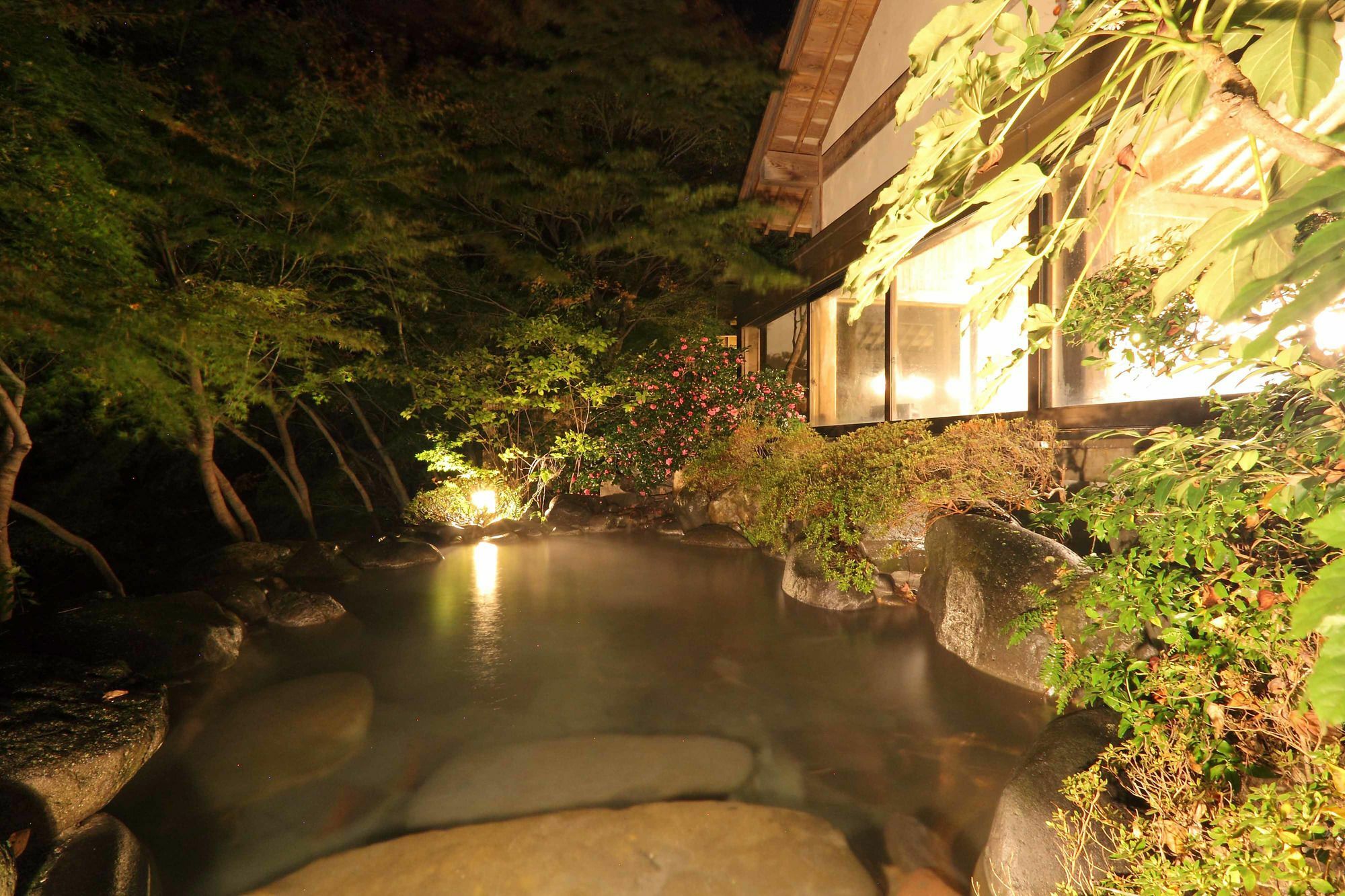 鬼怒川温泉 花の宿 松や 旅館 日光市 エクステリア 写真
